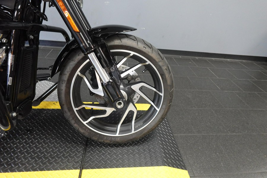 2019 Harley-Davidson Sport Glide FLSB