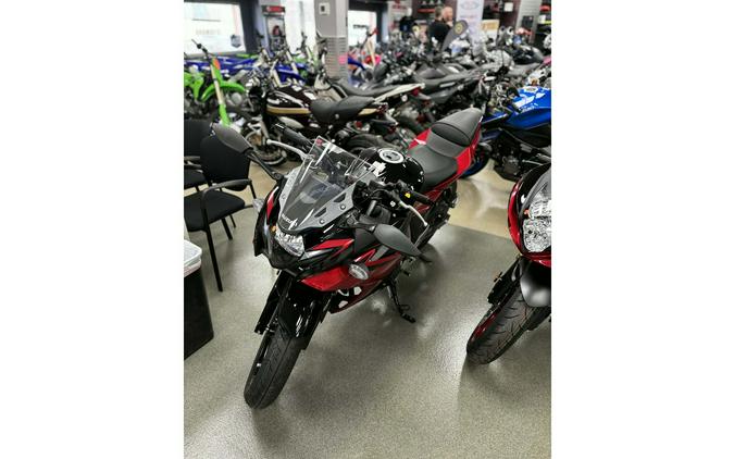 2025 Suzuki GSX 250R ABS