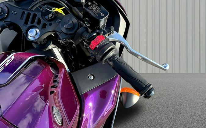 2023 Yamaha YZF-R3 ABS