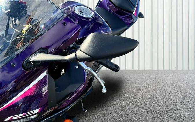 2023 Yamaha YZF-R3 ABS