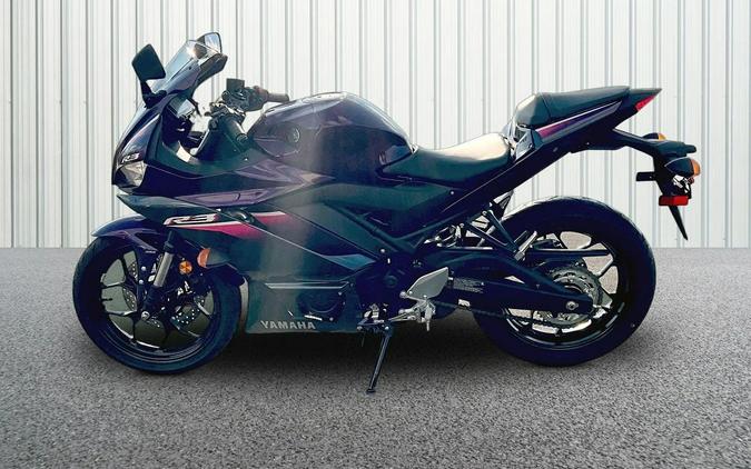 2023 Yamaha YZF-R3 ABS
