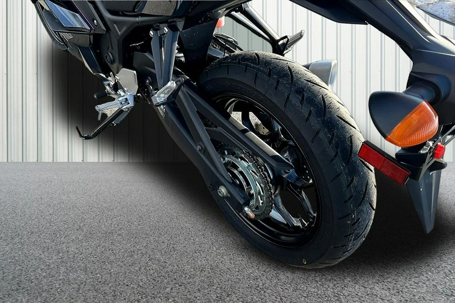 2023 Yamaha YZF-R3 ABS