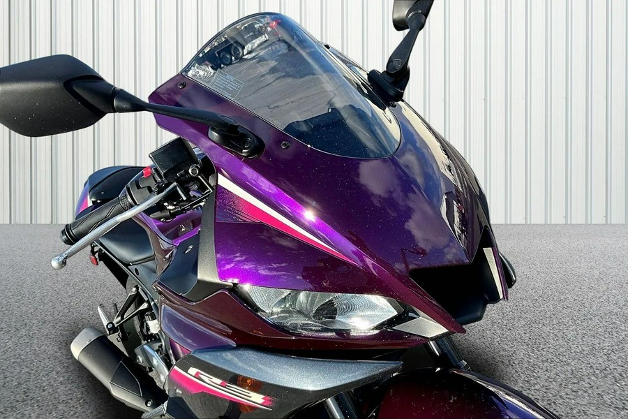 2023 Yamaha YZF-R3 ABS