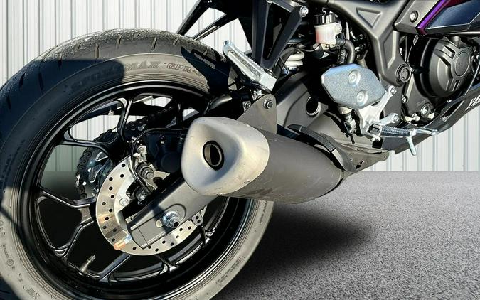 2023 Yamaha YZF-R3 ABS