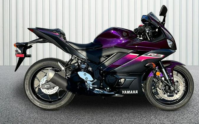 2023 Yamaha YZF-R3 ABS