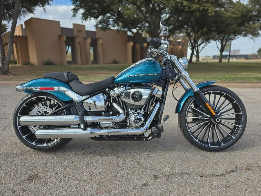 2026 Harley-Davidson® Breakout®