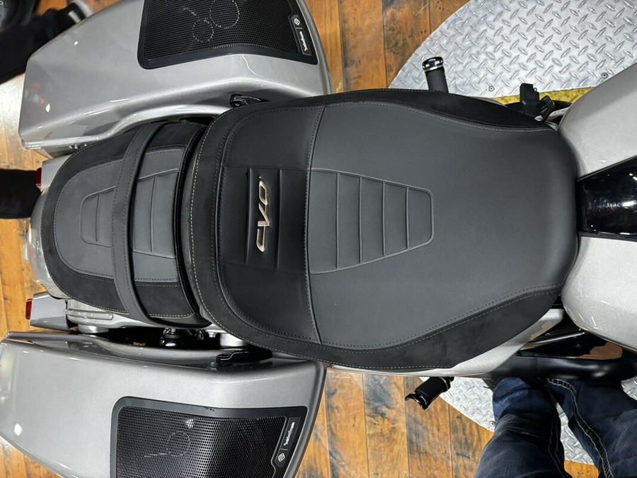 2023 Harley-Davidson® CVO™ Street Glide® DARK PLATINUM