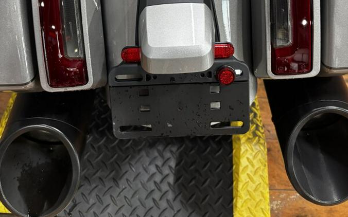 2023 Harley-Davidson® CVO™ Street Glide® DARK PLATINUM