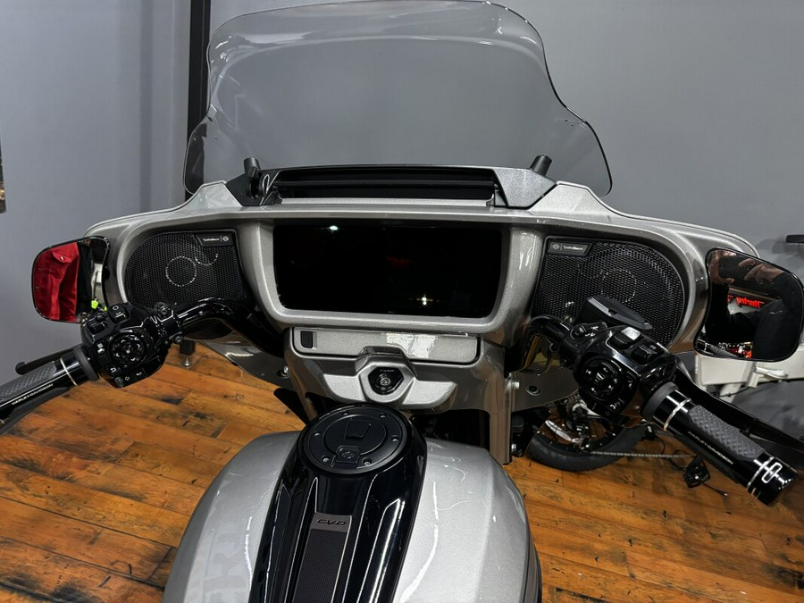 2023 Harley-Davidson® CVO™ Street Glide® DARK PLATINUM