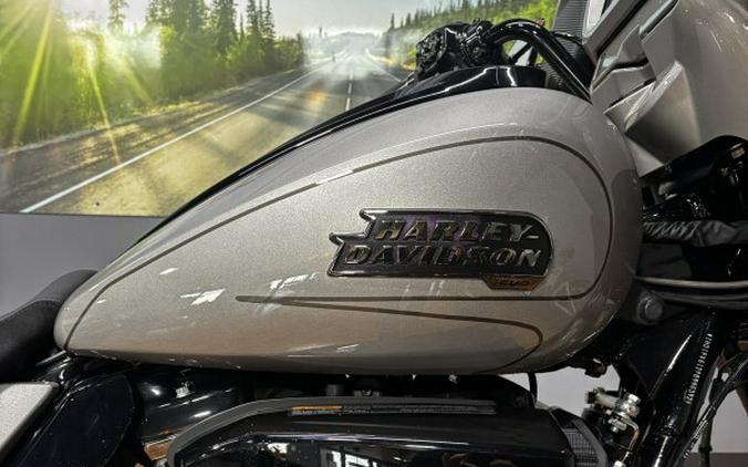 2023 Harley-Davidson® CVO™ Street Glide® DARK PLATINUM