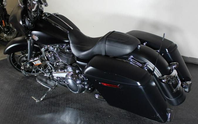 2022 Harley-Davidson® FLHXS Street Glide® Special