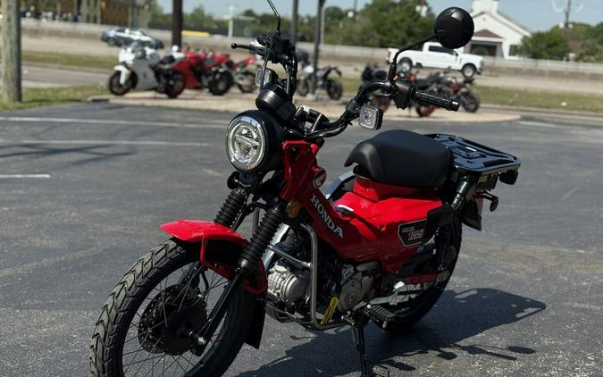 2025 Honda® Trail125 - 201803
