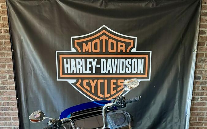 2026 Harley-Davidson Road Glide Midnight Ember