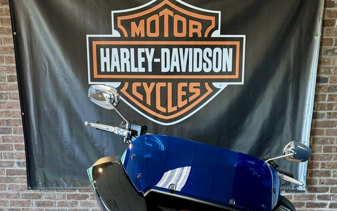 2026 Harley-Davidson Road Glide Midnight Ember