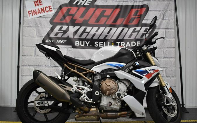 2022 BMW S 1000 R Light WhiteM Motorsport
