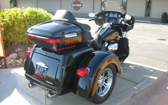 2024 Harley-Davidson Tri Glide Ultra Tobacco Fade