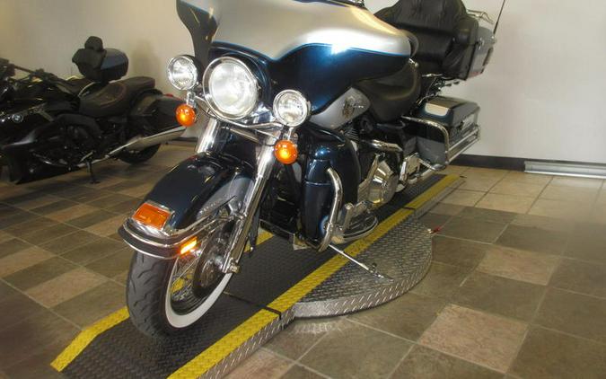 2002 Harley-Davidson® FLHTCUI - Electra Glide® Ultra Classic® Injection