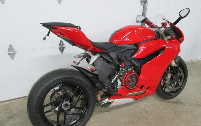 2014 Ducati Superbike 1199 Panigale