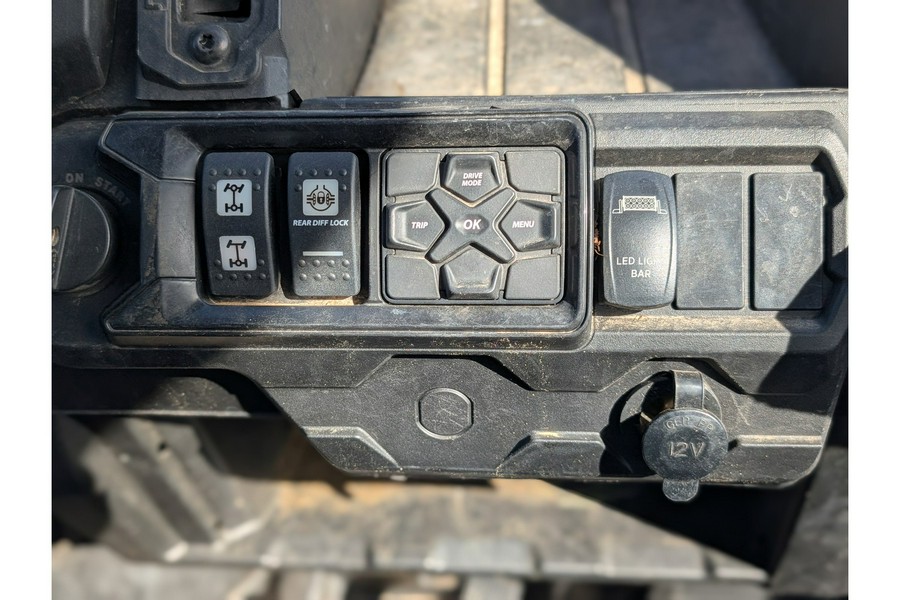 2022 DEFENDER XT HD10 - Can-Am