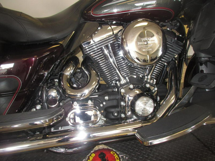 2006 Harley-Davidson® FLHTCUI - Ultra Classic® Electra Glide®