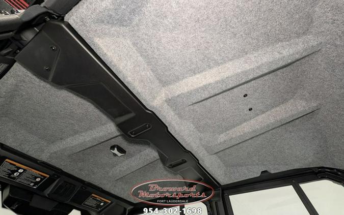 2026 Can-Am Defender MAX XT CAB HD11 With 10.25 In.Display