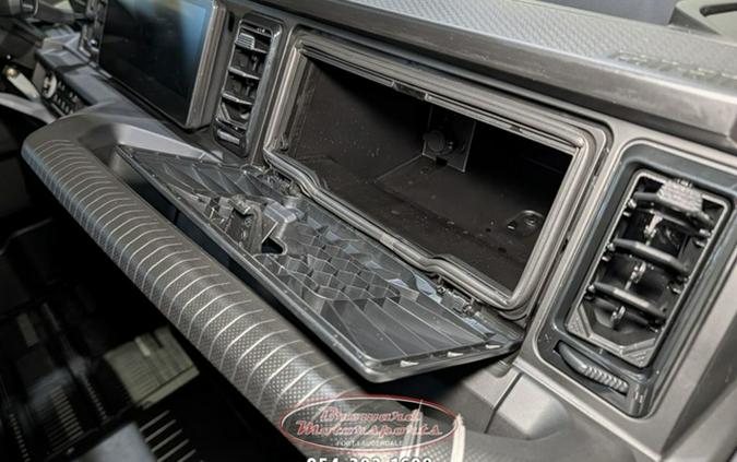 2026 Can-Am Defender MAX XT CAB HD11 With 10.25 In.Display