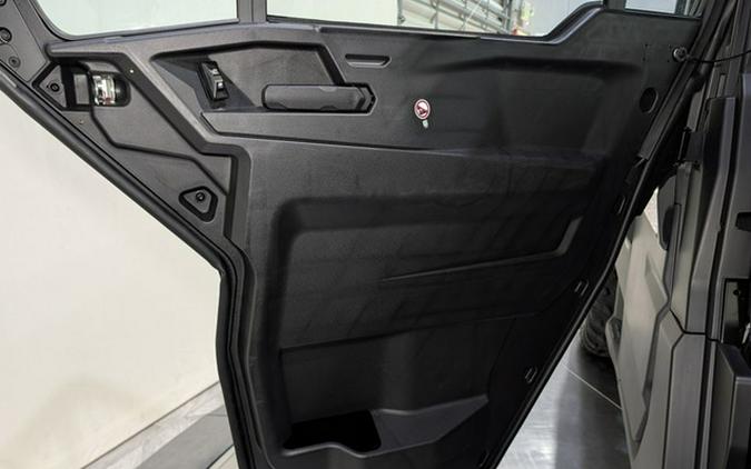 2026 Can-Am Defender MAX XT CAB HD11 With 10.25 In.Display