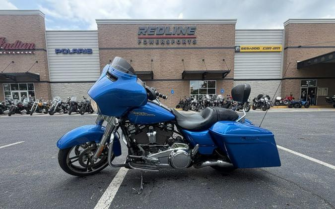 2018 Harley-Davidson FLHX - Street Glide