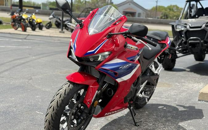 2025 Honda® CBR500R CBR500R - 100964