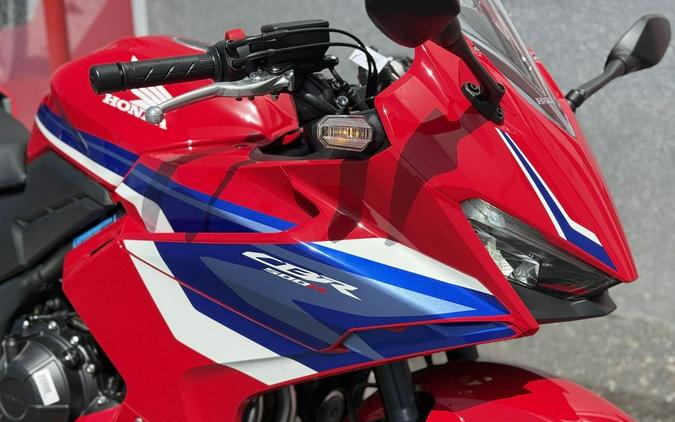 2025 Honda® CBR500R CBR500R - 100964