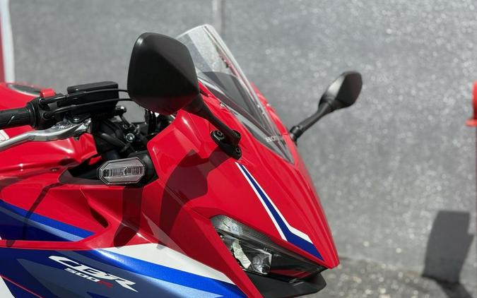 2025 Honda® CBR500R CBR500R - 100964