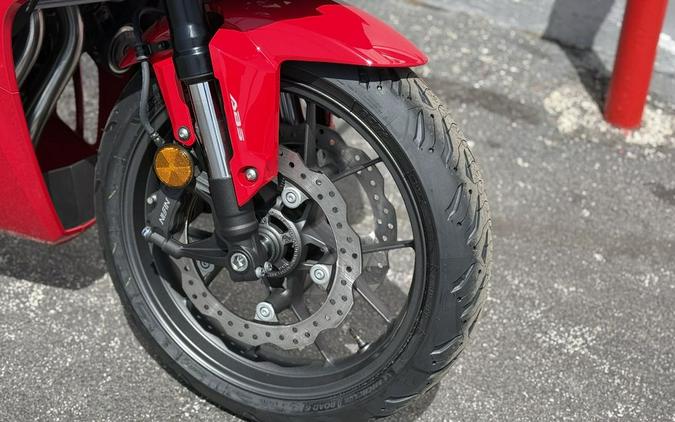 2025 Honda® CBR500R CBR500R - 100964