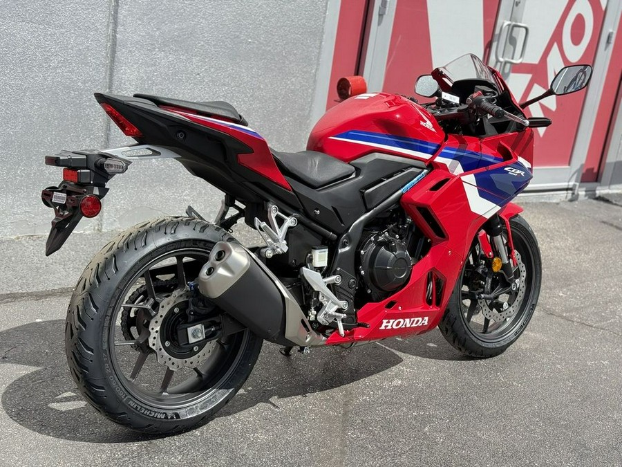 2025 Honda® CBR500R CBR500R - 100964