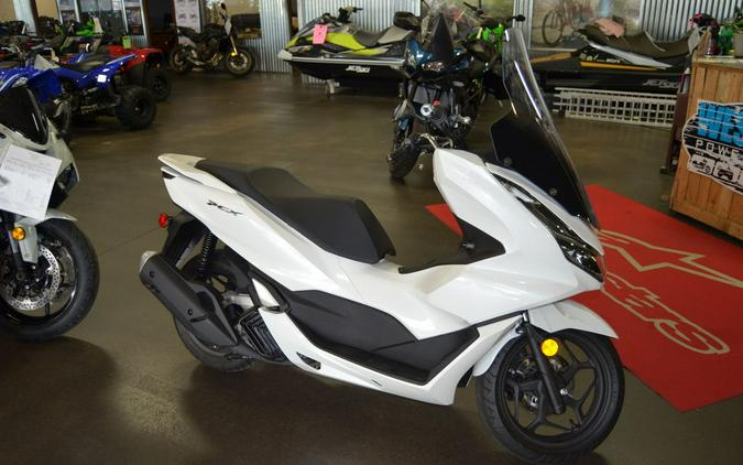2022 Honda® PCX