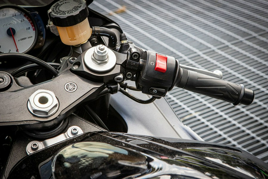 2005 Yamaha YZF R6