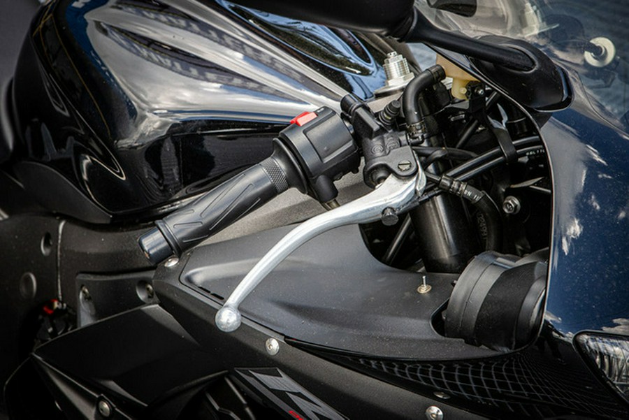 2005 Yamaha YZF R6