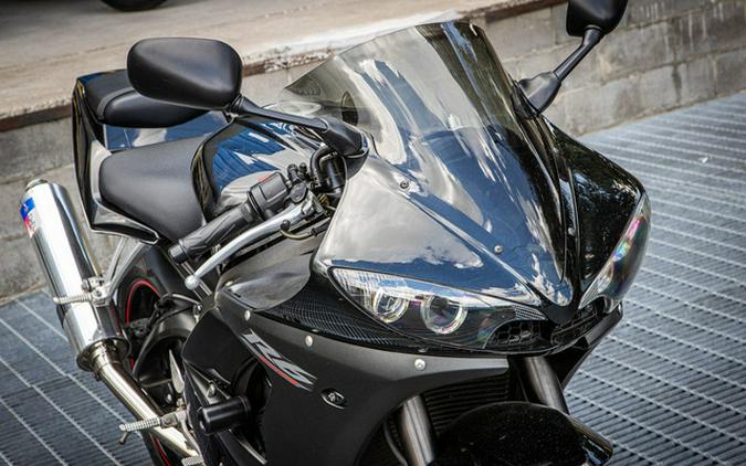 2005 Yamaha YZF R6