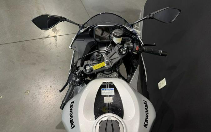 2027 Kawasaki Ninja ZX-6R