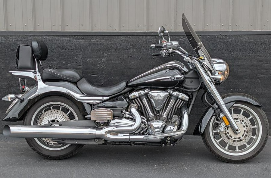 Used 2013 YAMAHA ROADLINER S