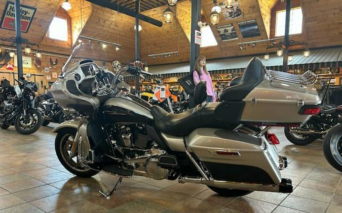 2018 Harley-Davidson Road Glide Ultra Silver Fortune/Black Tempest