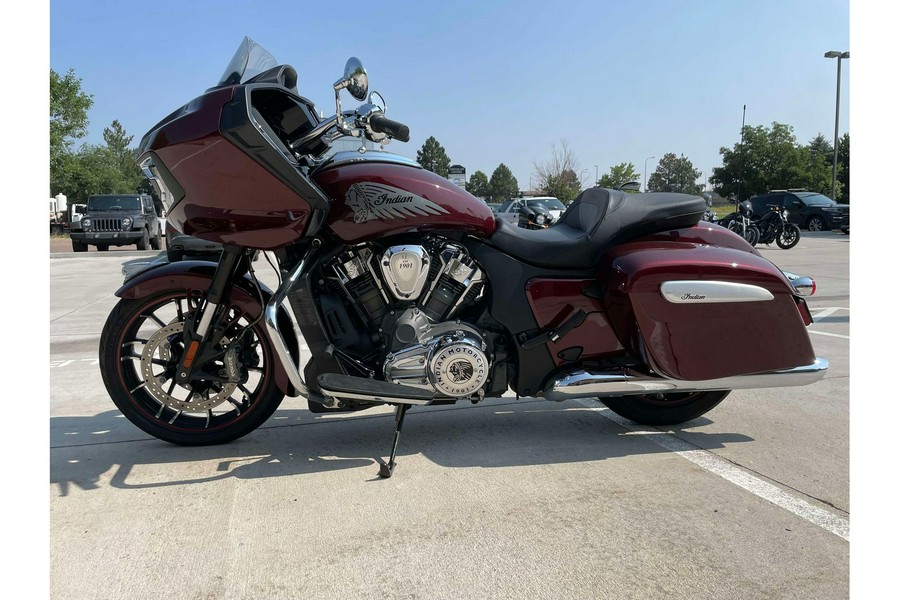 2023 Indian Motorcycle CHALLENGER LIMITED, MAROON METALLIC, 49ST Limited