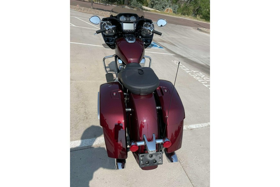 2023 Indian Motorcycle CHALLENGER LIMITED, MAROON METALLIC, 49ST Limited