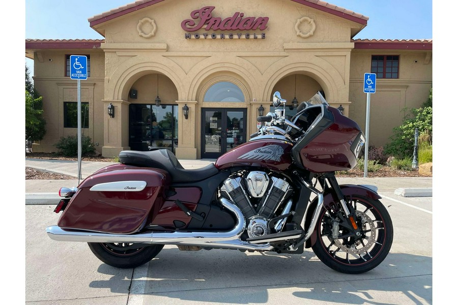 2023 Indian Motorcycle CHALLENGER LIMITED, MAROON METALLIC, 49ST Limited