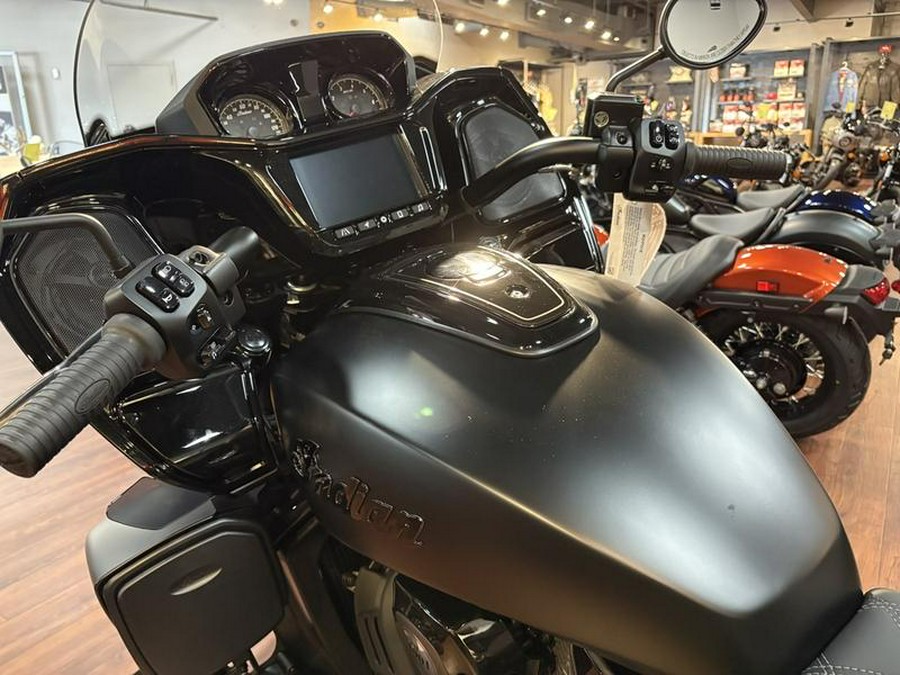 2025 Indian Motorcycle® Pursuit® Dark Horse® 112 Black Smoke