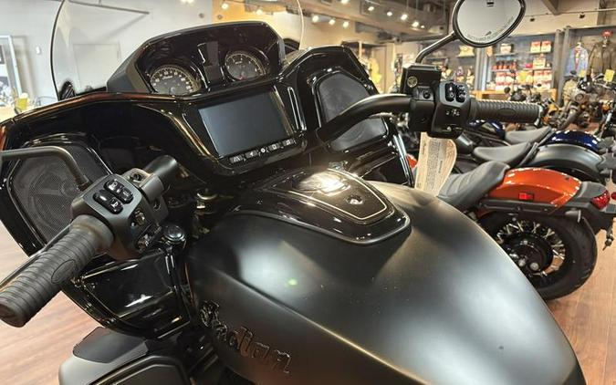 2025 Indian Motorcycle® Pursuit® Dark Horse® w/PowerBand Audio Black Smoke