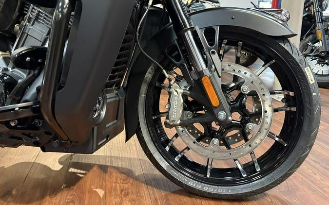 2025 Indian Motorcycle® Pursuit® Dark Horse® w/PowerBand Audio Black Smoke