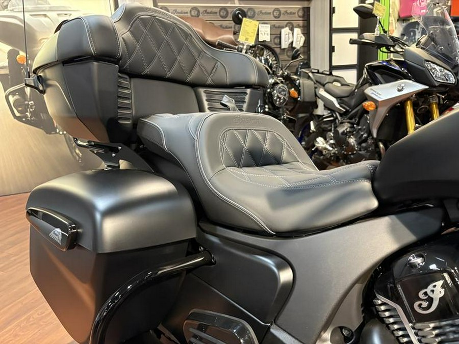 2025 Indian Motorcycle® Pursuit® Dark Horse® 112 Black Smoke