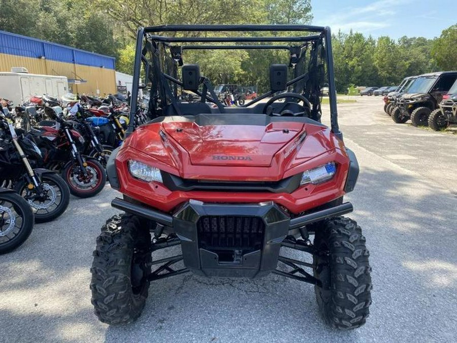 2025 Honda® Pioneer 1000-5 Deluxe