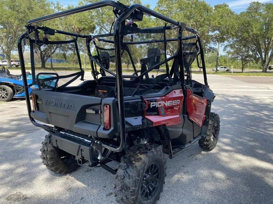 2025 Honda® Pioneer 1000-5 Deluxe