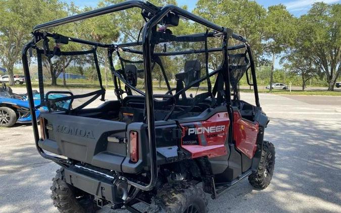 2025 Honda® Pioneer 1000-5 Deluxe